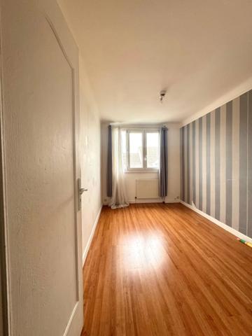 À Vendre – Appartement F5 avec une cave à MANTES LA VILLE (78)
