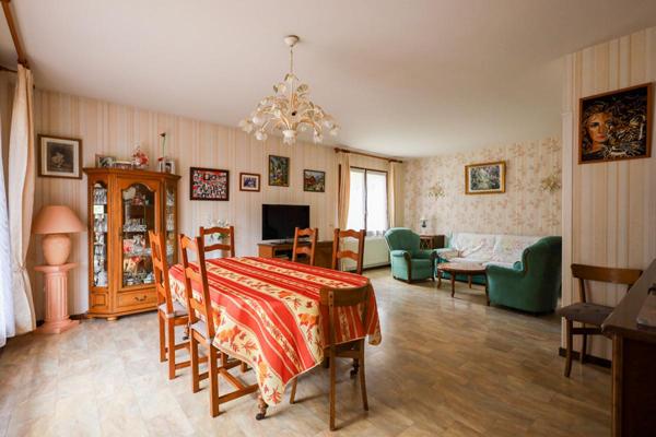 Habitation ou pied à terre à Chezery Forens 5 pièce(s) 115 m2