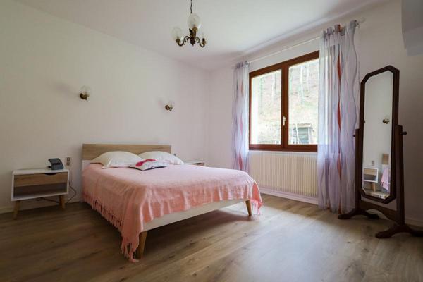 Habitation ou pied à terre à Chezery Forens 5 pièce(s) 115 m2