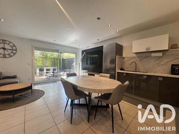 Maison à vendre 4 pièces 76 m² Nîmes