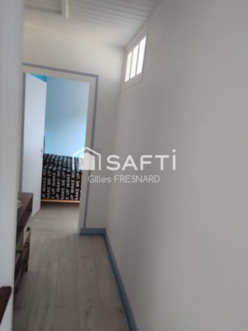 Magnifique charentaise avec gros potentiel, fenêtres PVC double vitrage