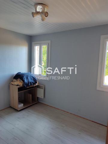 Magnifique charentaise avec gros potentiel, fenêtres PVC double vitrage