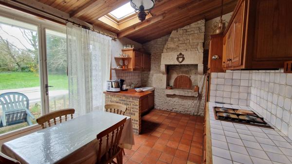 Maison en pierre Cherveux 5 pièces 126 m²