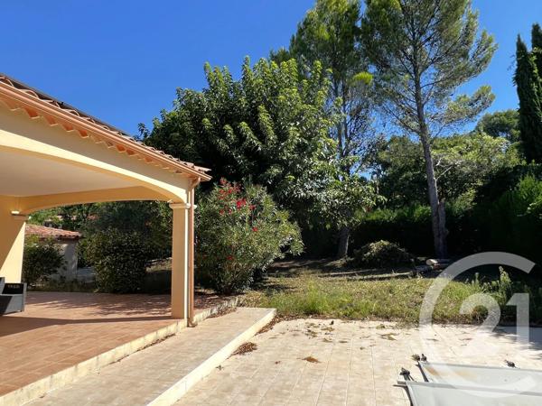 Maison à vendre  6 pièces - 150 m 2   CARPENTRAS  - 84