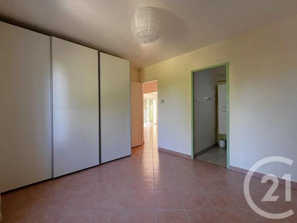 Maison à vendre  6 pièces - 150 m 2   CARPENTRAS  - 84