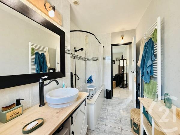 Maison à vendre  4 pièces - 95,13 m 2   SOLIGNAC  - 87