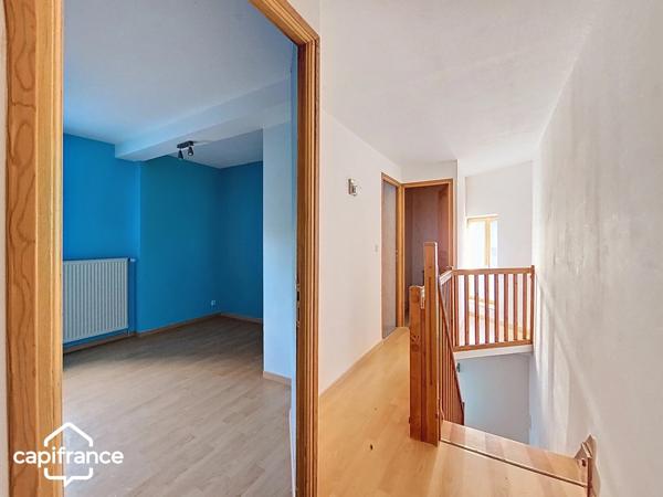 SAINTE VERGE (79) Longère de 195M2 et Maison d'amis