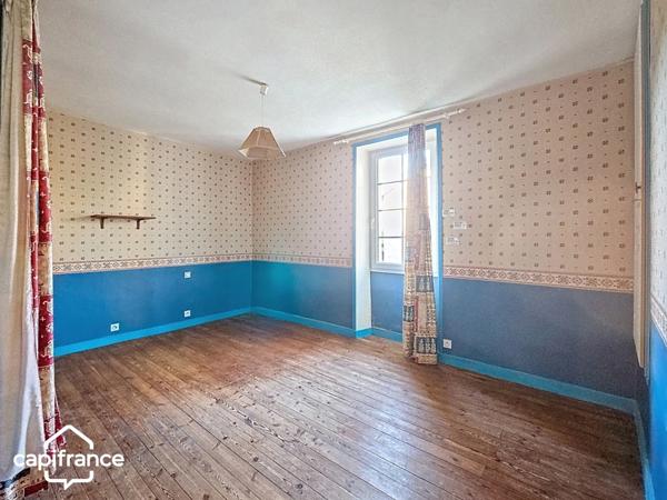 SAINTE VERGE (79) Longère de 195M2 et Maison d'amis