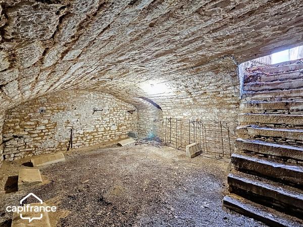 SAINTE VERGE (79) Longère de 195M2 et Maison d'amis