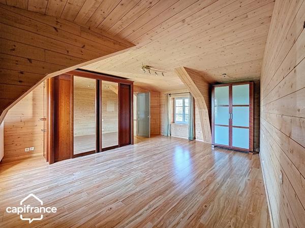 SAINTE VERGE (79) Longère de 195M2 et Maison d'amis