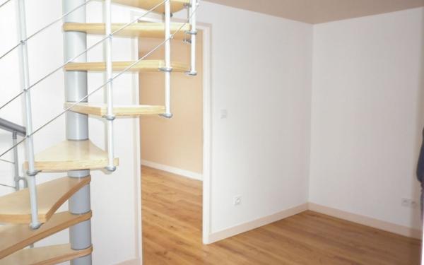 Maison à louer    4 pièces • 98,05 m2 Aulnoy