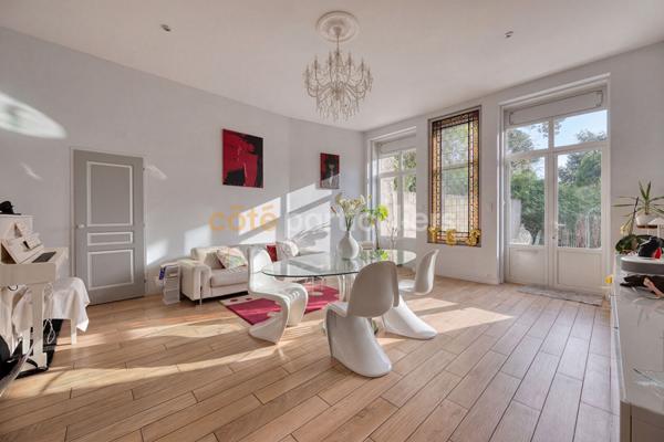 Vente Appartement168,14 m² - 4 Pièces - BORDEAUX (33000)