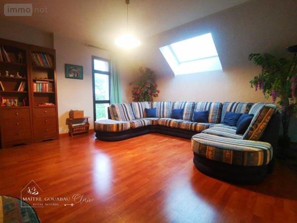 Maison à vendre à Saint-Berthevin en Mayenne (53940), ref :