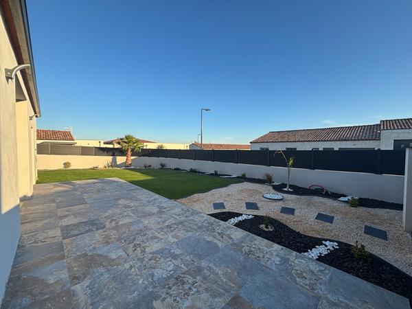 Maison contemporaine proche de CARCASSONNE avec garage