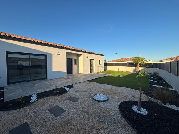 Maison contemporaine proche de CARCASSONNE avec garage