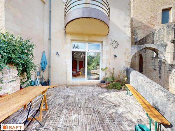 Maison familiale en pierres au cœur de Saint-Macaire