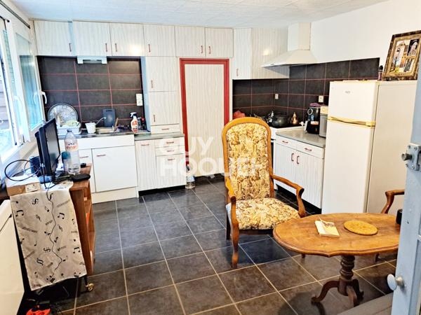 MAISON À VENDRE DE 9 PIÈCES DE 165,00 M²