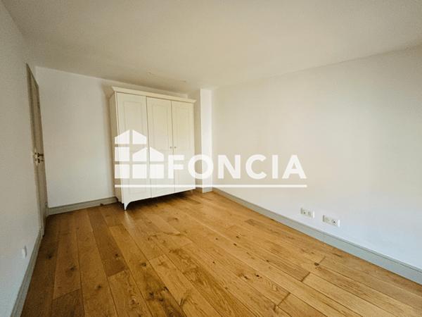 Location Appartement 3 pièces 58.8 m² - Toulon 83000