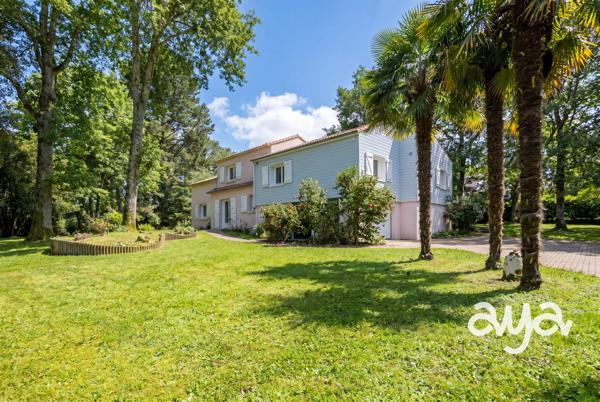 Belle propriété dans un cadre boisé, Basse-Goulaine