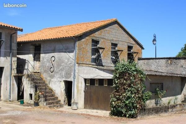 Très grand terrain et 4 chambres