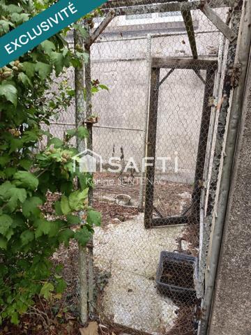 Très grand terrain et 4 chambres