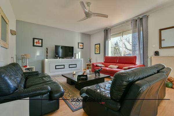 Maison 8 pièces - 196 m²