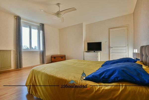 Maison 8 pièces - 196 m²