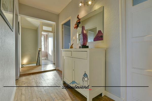 Maison 8 pièces - 196 m²