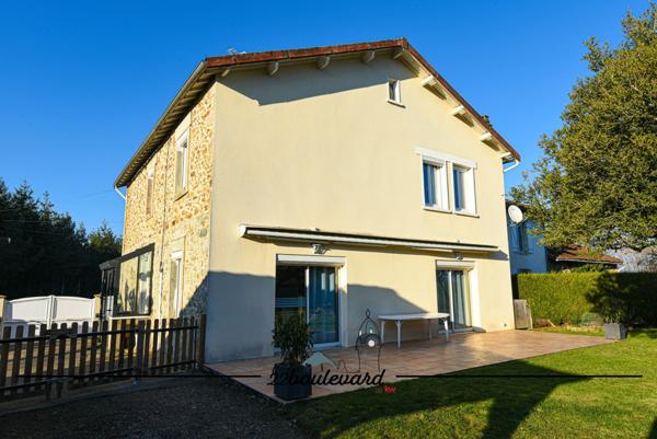 Maison 8 pièces - 196 m²