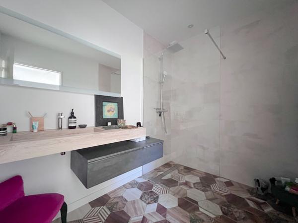 Maison 8 pièce(s) 4 chambre(s) 178.63 m²