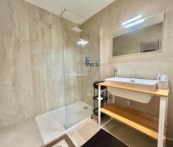 T3 73M2 RÉNOVÉ - PLEIN SUD - MAISON BOURGEOISE - LE MUY