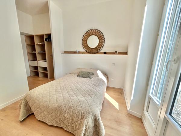 T3 73M2 RÉNOVÉ - PLEIN SUD - MAISON BOURGEOISE - LE MUY