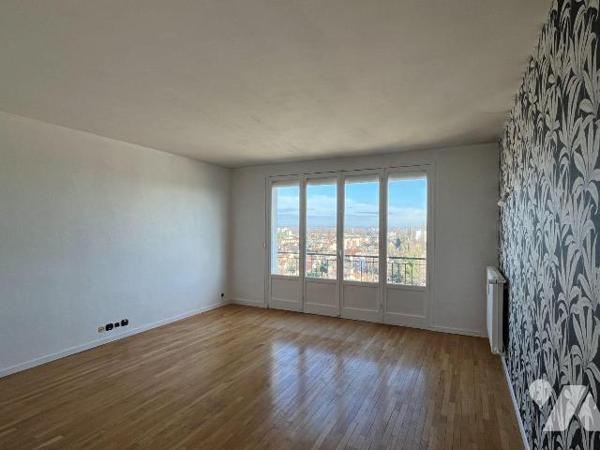 Appartement à vendre à Troyes (10000), Aube. 68 Rue Jean Berthelin à Troyes. Dans résidence séc...