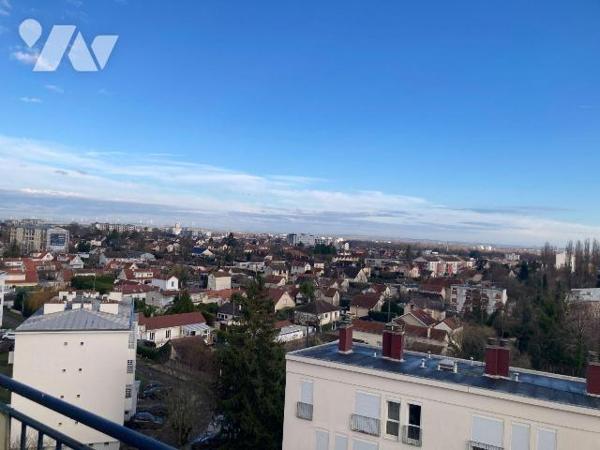 Appartement à vendre à Troyes (10000), Aube. 68 Rue Jean Berthelin à Troyes. Dans résidence séc...