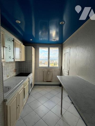 Appartement à vendre à Troyes (10000), Aube. 68 Rue Jean Berthelin à Troyes. Dans résidence séc...