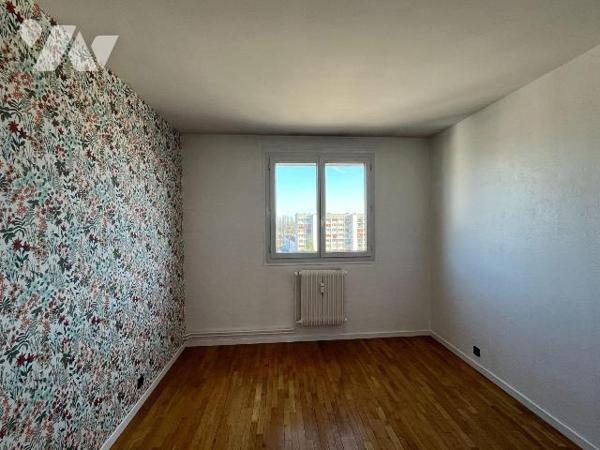 Appartement à vendre à Troyes (10000), Aube. 68 Rue Jean Berthelin à Troyes. Dans résidence séc...