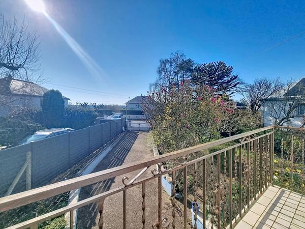 MAISON A RENOVER - NOTRE DAME D'OE - 106 M² - 5 PIECES - 2 CHAMBRES - JARDIN ET GARAGE