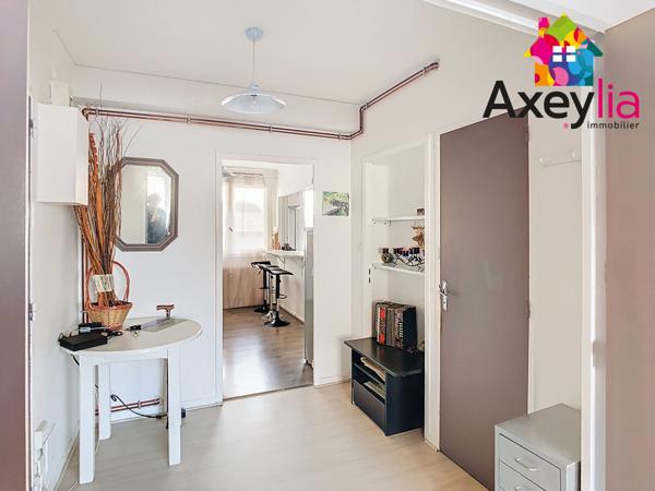 Roanne (42300) A VENDRE - ROANNE - APPARTEMENT 2 PIECES AU 1ER ETAGE