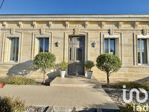 Maison à vendre 5 pièces 212 m² Saint-Médard-en-Jalles