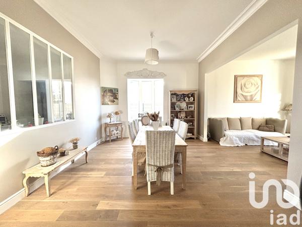 Maison à vendre 5 pièces 212 m² Saint-Médard-en-Jalles