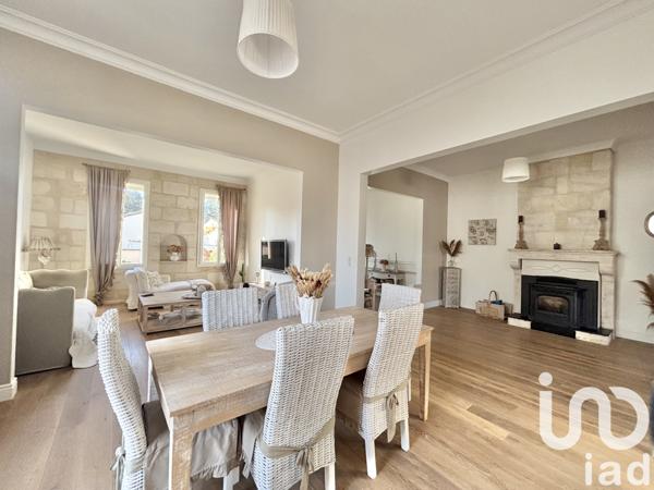 Maison à vendre 5 pièces 212 m² Saint-Médard-en-Jalles