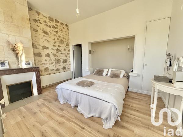 Maison à vendre 5 pièces 212 m² Saint-Médard-en-Jalles