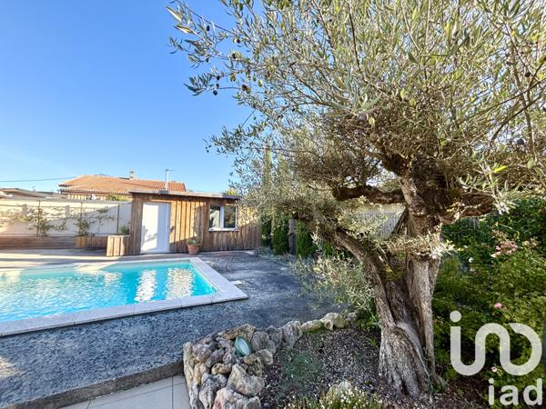 Maison à vendre 5 pièces 212 m² Saint-Médard-en-Jalles