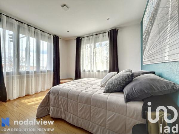 Maison 5 pièces de 111 m² à La Rochelle (17000)