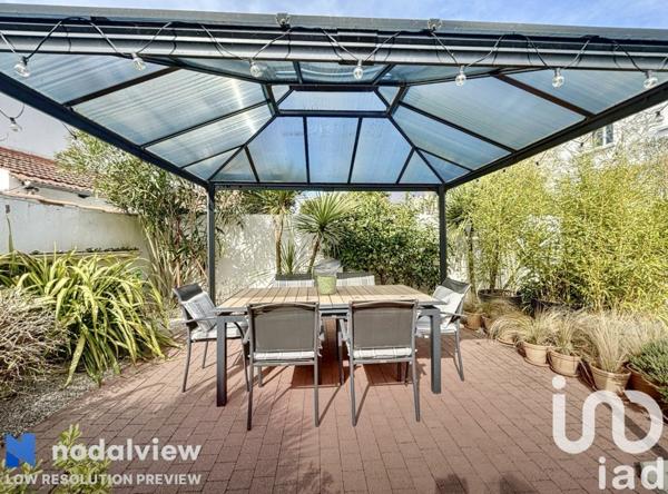 Maison 5 pièces de 111 m² à La Rochelle (17000)