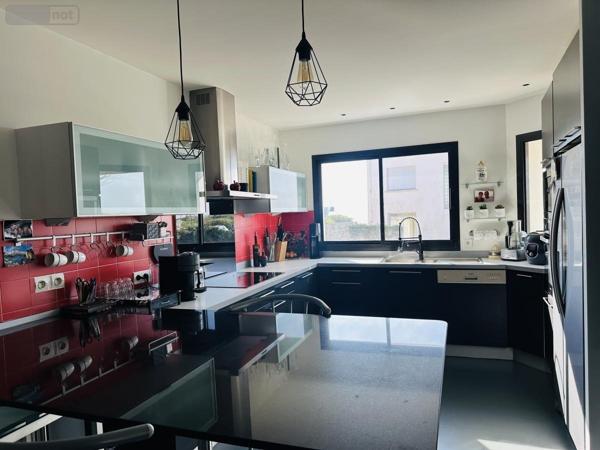 Maison à vendre à Larmor-Plage dans le Morbihan (56260), ref : 56079-1439   
Locqueltas