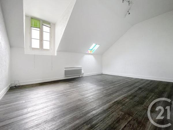 Appartement F2 à vendre  2 pièces - 52,14 m2 MOISSY CRAMAYEL - 77