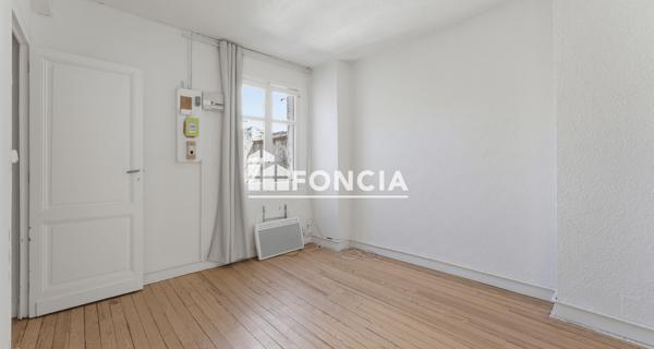 À vendre Studio 34 m² - Bordeaux 33000