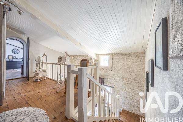 Maison à vendre 8 pièces 265 m² Coulon