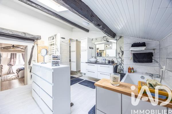 Maison à vendre 8 pièces 265 m² Coulon